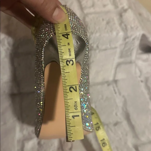 Steve Madden Glittering Silver Women’s Heels Size 7 - Picture 7 of 12
